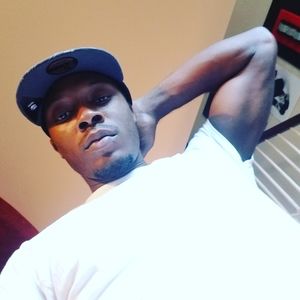 Meet your Posher, Derrick